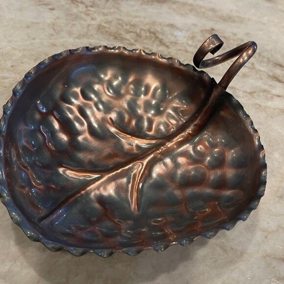 Vintage Gregorian Copper solid copper leaf shaped tr - Picture 5 of 10